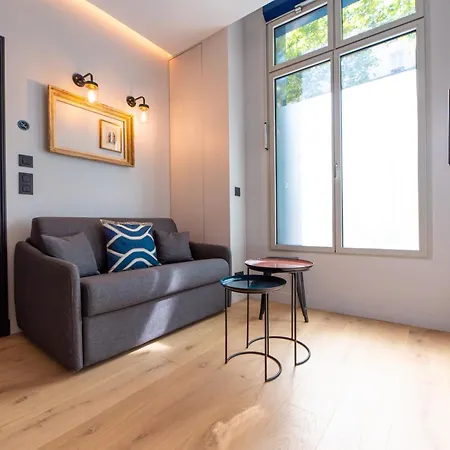 Appartement Demeure Montmartre à Paris Chambre photo