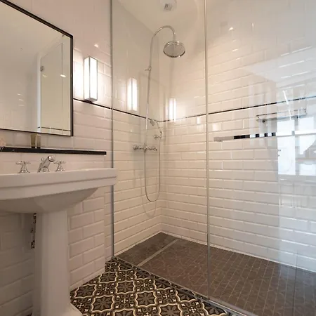 Appartement Demeure Montmartre à Paris Chambre photo